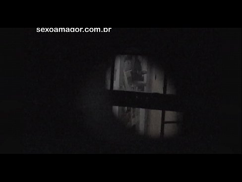 ❤️ Lourinho é secretamente filmado por um voyeur de bairro escondido atrás de tijolos ocos ️ Porno doméstico em porno pt-br.pornolymp.ru